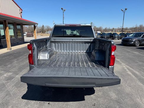 Used 2020 Chevrolet Silverado 1500 Custom Trail Boss w/ Custom Convenience Package image 6