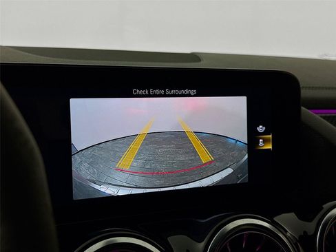 Used 2023 Mercedes-Benz GLA 35 AMG 4MATIC image 11