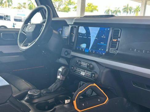 Certified 2023 Ford Bronco Badlands AWD/4WD image 28