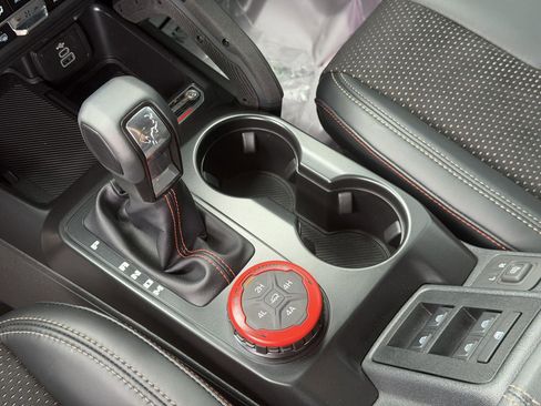 Used 2026 Ford Bronco Raptor AWD/4WD image 9