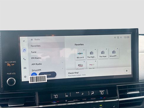 New 2026 Toyota Sienna XLE image 7