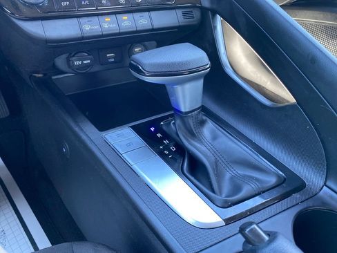 Certified 2023 Hyundai Elantra SEL FWD image 18