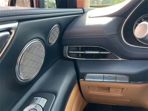 Used 2024 Genesis GV80 3.5T w/ Advanced Package image 20