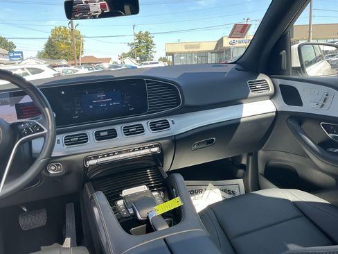 Used 2024 Mercedes-Benz GLE 350 4MATIC image 15