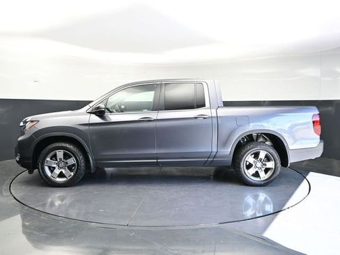 Certified 2024 Honda Ridgeline RTL image 8