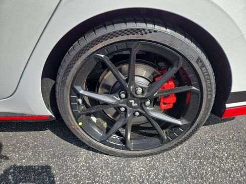 New 2026 Hyundai Elantra N w/ Cargo Package FWD image 15