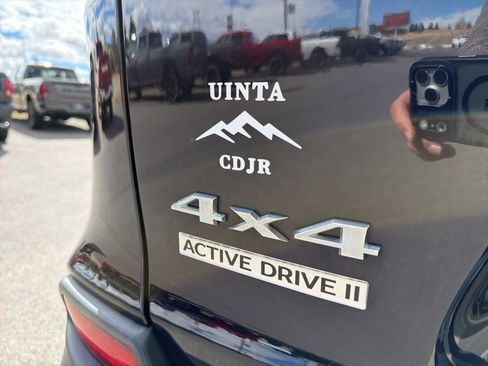 Used 2021 Jeep Cherokee Latitude Lux w/ Sun & Sound Group image 35