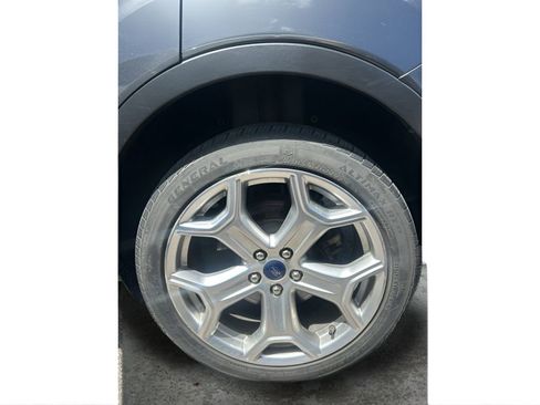 Used 2018 Ford Escape Titanium AWD/4WD image 14