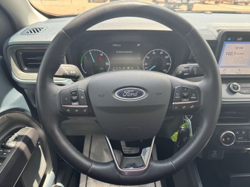 Certified 2024 Ford Maverick XLT w/ XLT Luxury Package FWD image 8