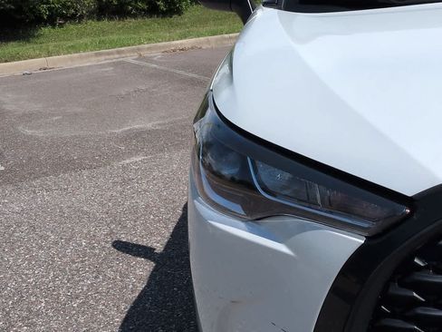 Certified 2023 Toyota Corolla Cross LE FWD image 10