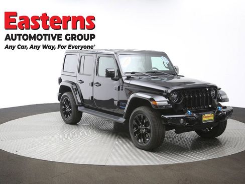 Used 2021 Jeep Wrangler Unlimited Sahara image 50