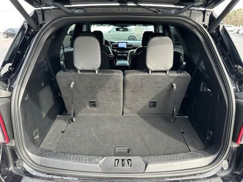 Used 2023 Ford Explorer ST-Line w/ Class IV Trailer Tow Package image 30