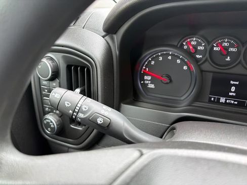 Used 2026 Chevrolet Silverado 1500 W/T w/ WT Value Package AWD/4WD image 24