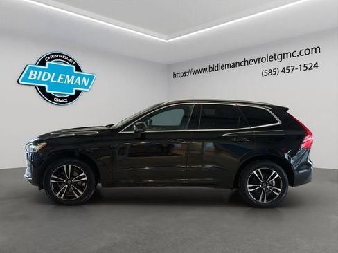 Used 2020 Volvo XC60 T5 Momentum image 4