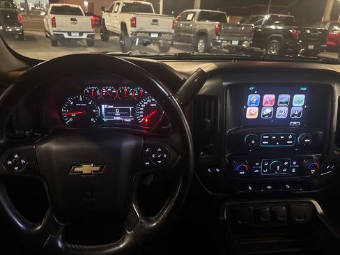 Used 2017 Chevrolet Silverado 1500 LT w/ All Star Edition image 18