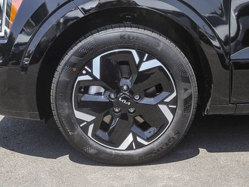 Used 2026 Kia Niro Wind FWD image 12