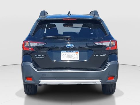 Used 2023 Subaru Outback Limited image 6
