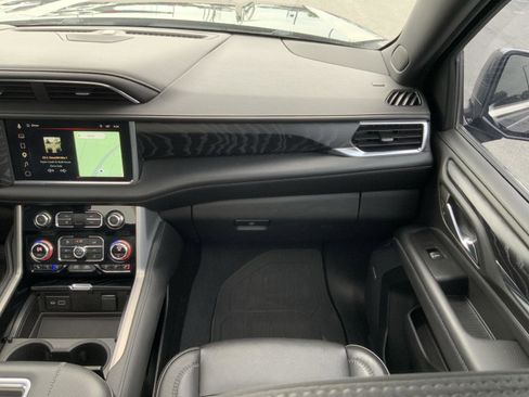 Used 2023 GMC Yukon Denali w/ Denali Reserve Package AWD/4WD image 72