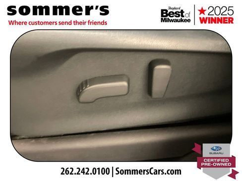 Used 2023 Subaru Ascent Premium w/ Convenience Package image 11