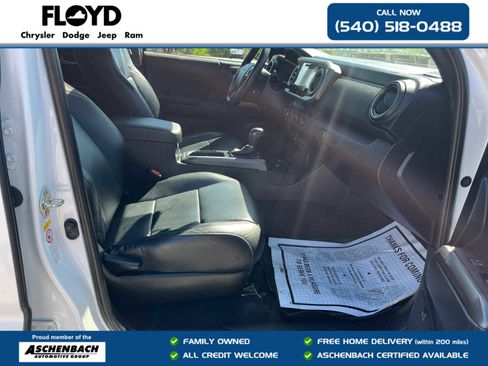 Used 2019 Toyota Tacoma TRD Off-Road image 31