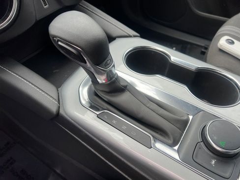 Used 2025 Chevrolet Blazer LT image 41