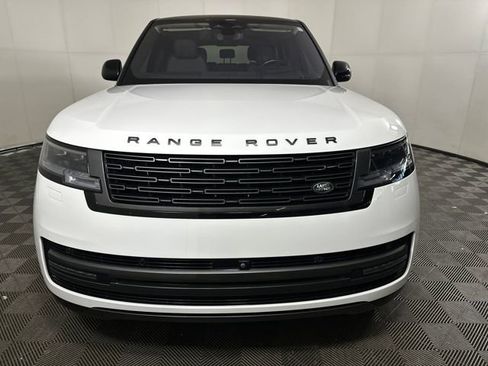 Used 2022 Land Rover Range Rover SE image 8