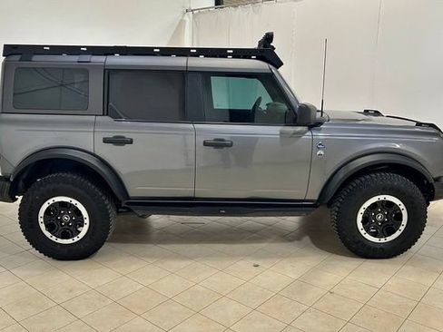 Used 2023 Ford Bronco Black Diamond w/ Sasquatch Package AWD/4WD image 6