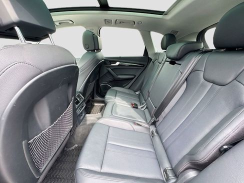 Used 2018 Audi Q5 Prestige w/ Prestige Package image 26