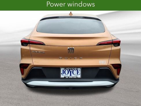 Certified 2024 Buick Envista Preferred w/ Advanced Safety Package image 27