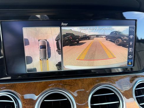 Used 2019 Mercedes-Benz E 450 4MATIC Wagon w/ Premium Package image 8