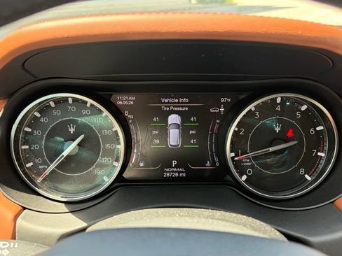 Used 2023 Maserati Levante F Tributo AWD/4WD image 25