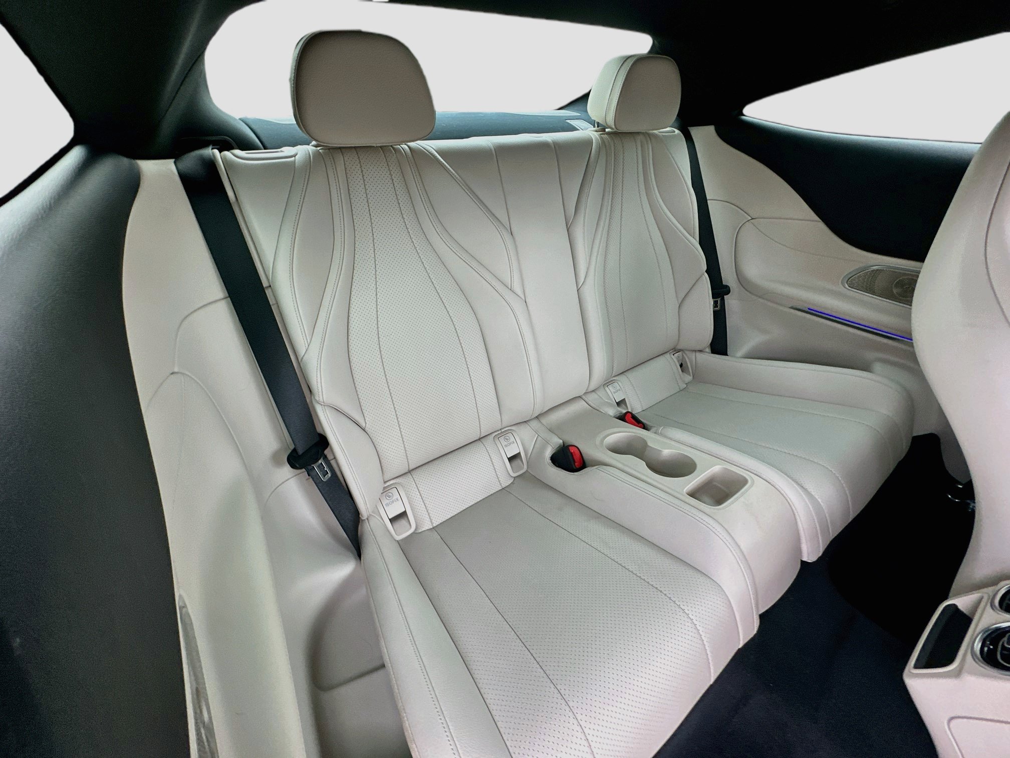 Used 2024 Mercedes-Benz CLE 300 4MATIC Coupe image 27