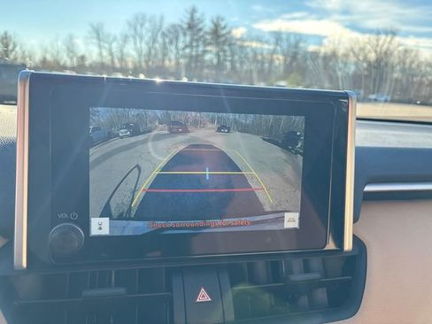 New 2025 Toyota RAV4 XLE image 30