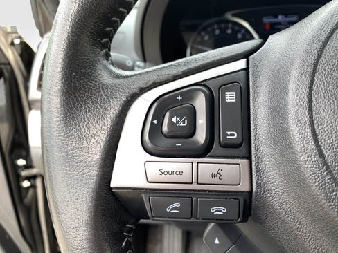 Used 2017 Subaru Forester 2.5i Limited AWD/4WD image 15