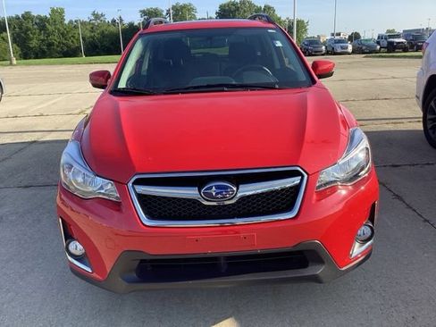 Used 2017 Subaru Crosstrek 2.0i Premium w/ Special Edition AWD/4WD image 2