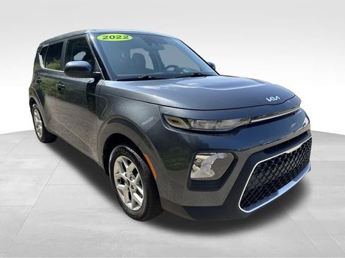 Used 2022 Kia Soul LX w/ Technology Package image 8