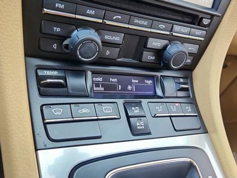 Used 2014 Porsche Cayman image 37