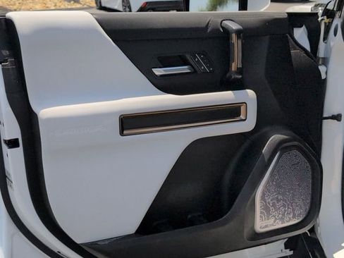 Used 2024 GMC Hummer EV 2X AWD/4WD image 23