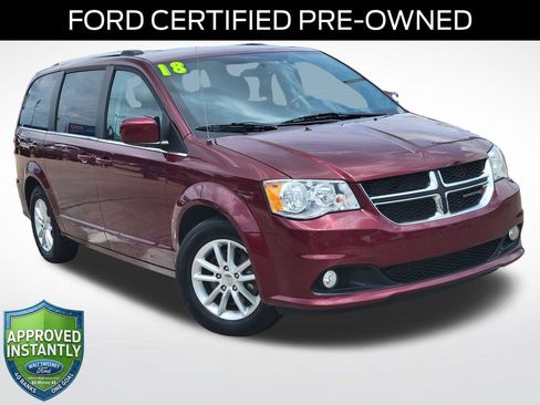 Used 2018 Dodge Grand Caravan SXT FWD image 1