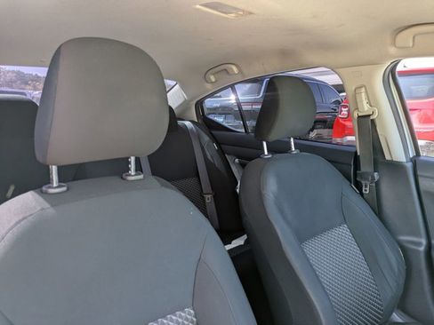 Used 2021 Nissan Versa S image 27