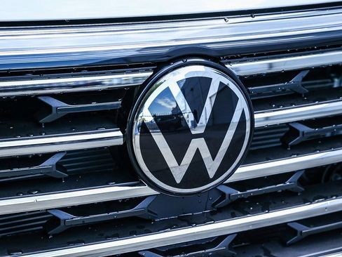 New 2026 Volkswagen Atlas SE image 15