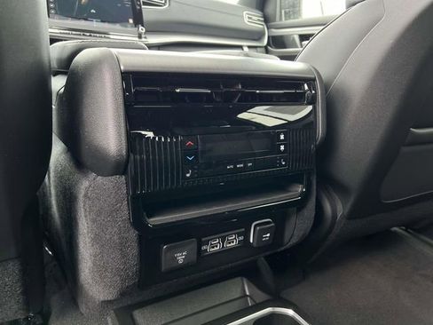 New 2026 Jeep Grand Wagoneer Limited w/ Premium Group II image 23