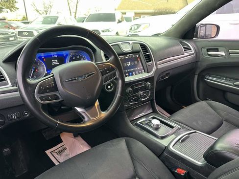 Used 2019 Chrysler 300 Touring w/ Sport Appearance Package image 16