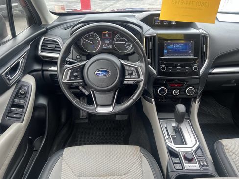 Used 2019 Subaru Forester Premium image 14