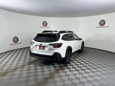 Used 2025 Subaru Outback Onyx Edition AWD/4WD image 22