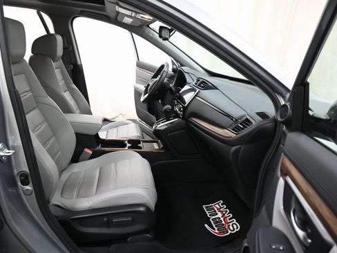 Used 2021 Honda CR-V Touring image 30