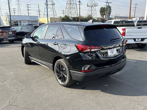Used 2024 Chevrolet Equinox LS w/ LS Convenience Package FWD image 28