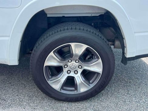 Used 2021 RAM 1500 Laramie AWD/4WD image 11