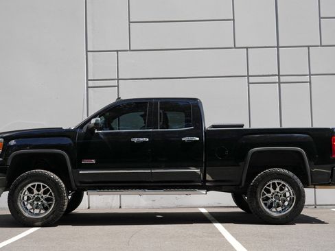 Used 2014 GMC Sierra 1500 SLT w/ All-Terrain Package AWD/4WD image 8