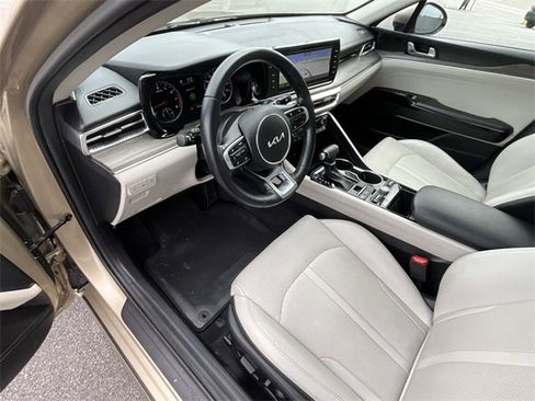 Used 2022 Kia K5 EX image 11